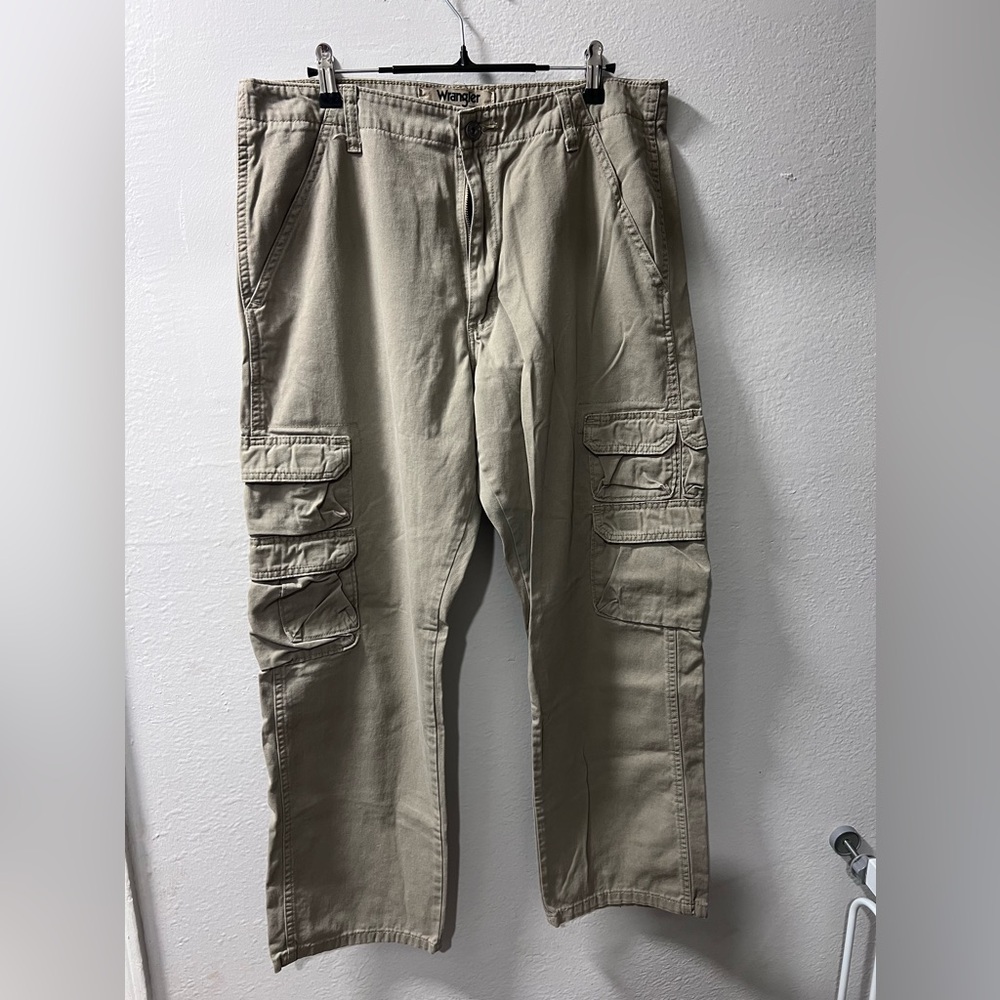 Wrangler classic men’s cargo pants